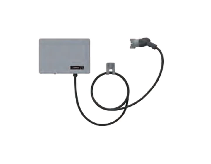シャープのV2H充放電設備（壁掛け型本体と充放電ケーブル）